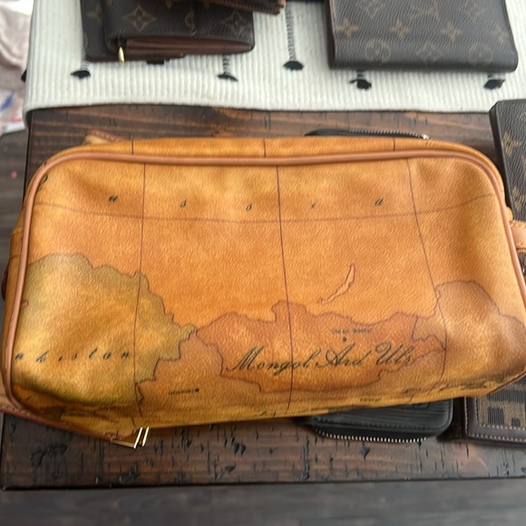 Alviero Martini Travel Bundle- Live Listings As Is - Picture 3 of 5